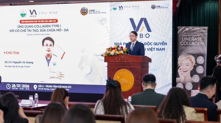 BS.CKII Nguyễn Vũ Hoàng phát biểu khai mạc hội thảo Linerase Collagen